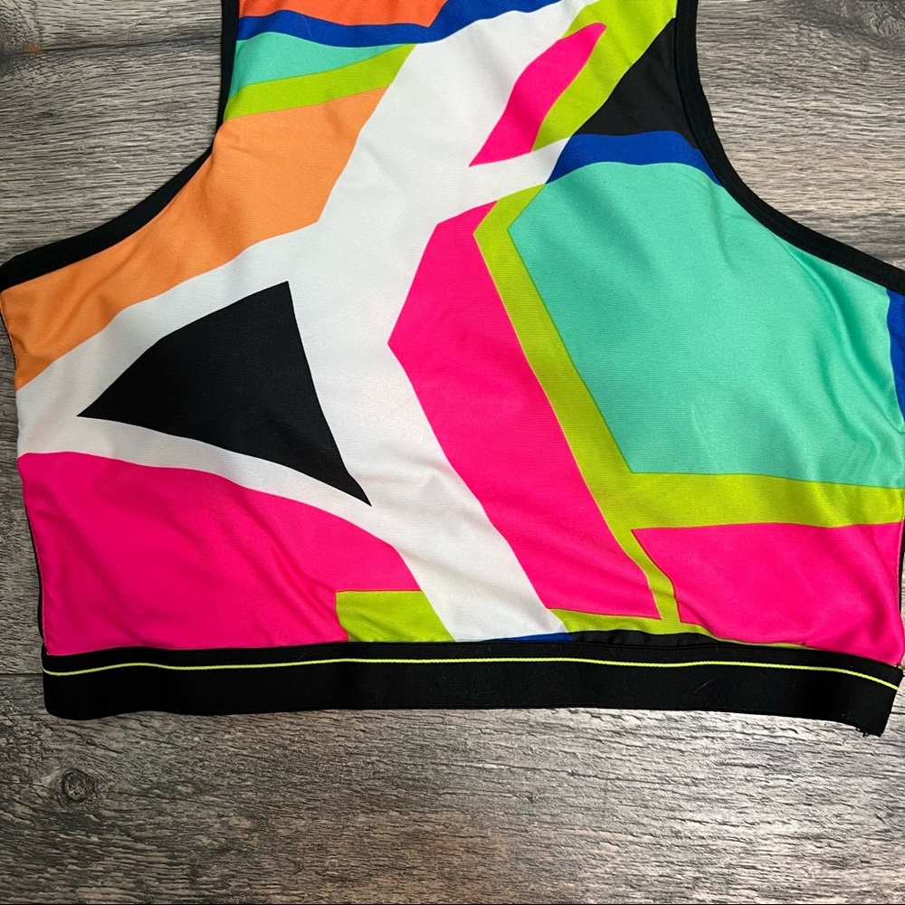 Fabletics Colorblock Sports Bra-Removable Padding-Bright-Approx Small - Picture 3 of 6